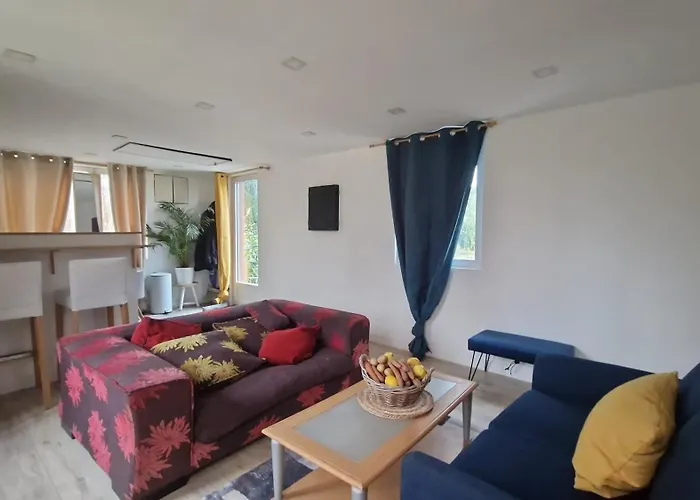 Maison De La Bruyere