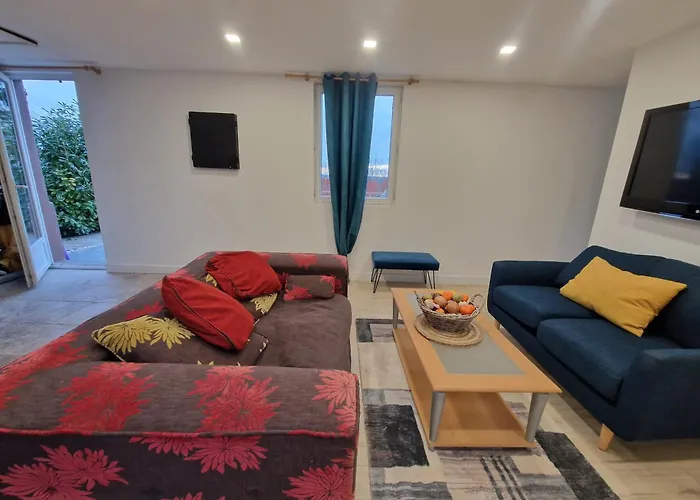 Maison De La Bruyere *